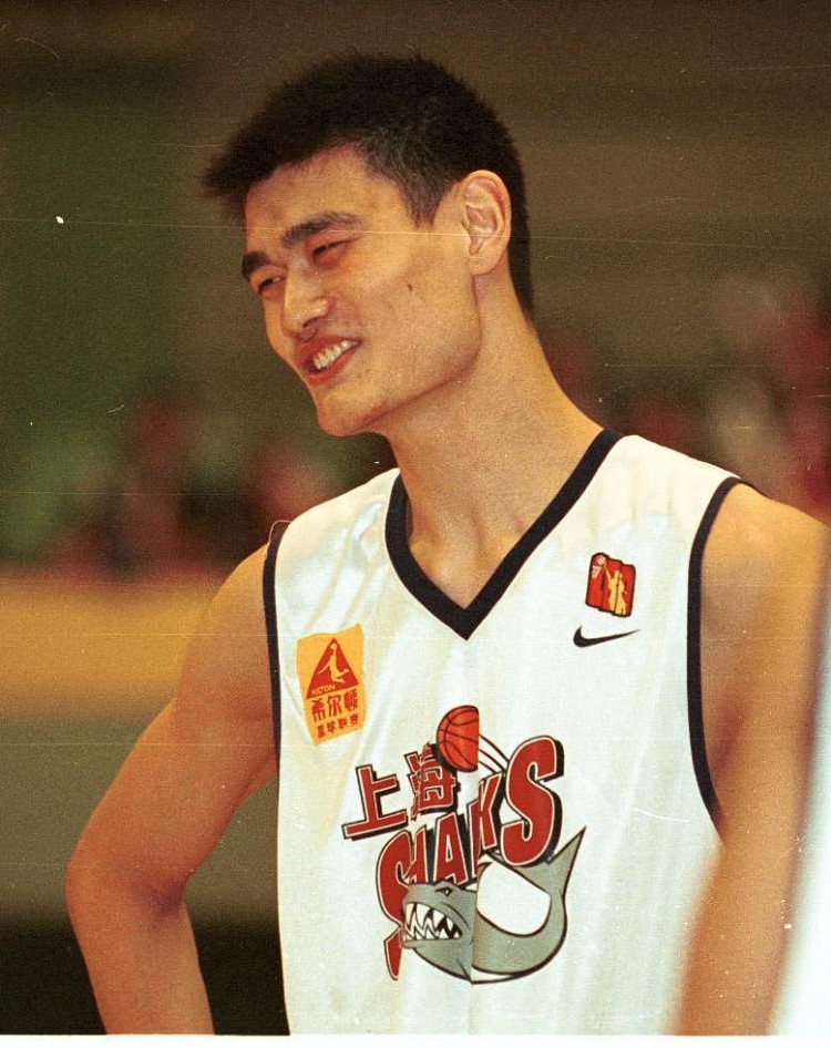 开云官网-上海锁定常规赛冠军 上一次是在2001-02赛季&当年姚明率队夺首冠